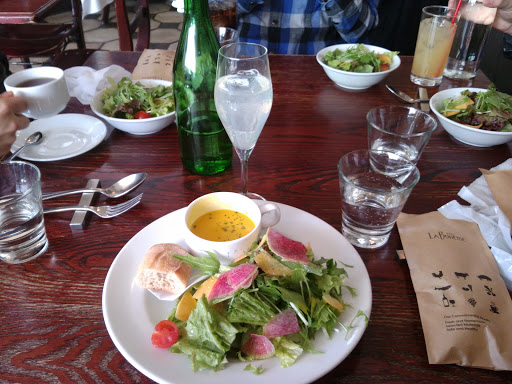 Cafe La Boheme