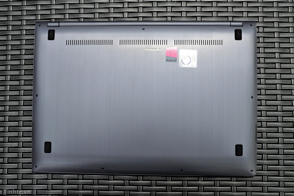 asus-zenbook-ux302LG (40).