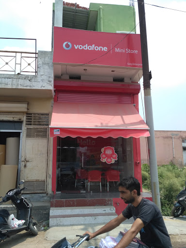 Vms Vodafone, Mata Shakumbhari Devi Rd, Shalimar Garden, Bhagwati Colony, Saharanpur, Uttar Pradesh 247001, India, Telephone_Service_Provider_Store, state UP