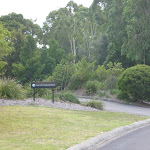 The Shores Way entrance to Green Point Reserve (390050)