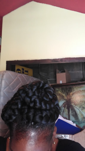 Jeannine African Hair Braiding, جاكسونفيل