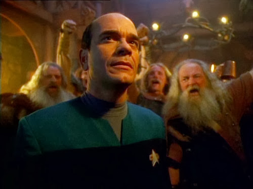 Star Trek: Voyager, 1x12