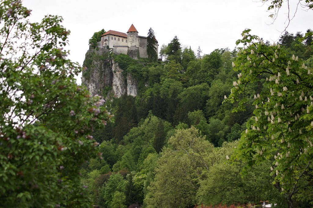 Майские выходные в Словении: море, горы, озёра, замки...