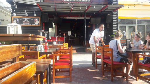 Monkey BUSINESS, Boulevard Kukulkan, Zona Hotelera, 77500 Cancún, Q.R., México, Karaoke | SON