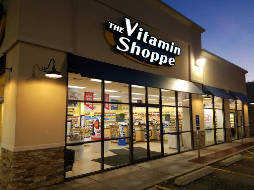 Vitamin & Supplements Store «Vitamin Shoppe», reviews and photos, 5704 Youngstown Warren Rd, Niles, OH 44446, USA