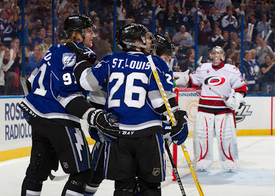 lightning_dec31_hurricanes.jpg