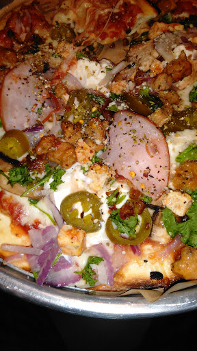 Pizza Restaurant «Pieology Pizzeria, Washington Blvd. / Whittier», reviews and photos, 12502 Washington Blvd, Whittier, CA 90605, USA