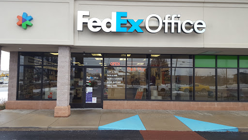 Print Shop «FedEx Office Print & Ship Center», reviews and photos, 25950 N Dixie Hwy #100, Perrysburg, OH 43551, USA