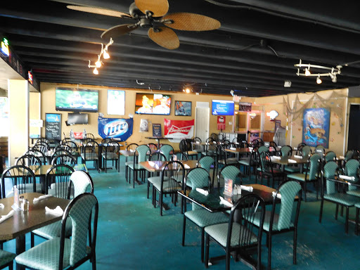 Restaurant «Neptunes Sports Pub & Cafe», reviews and photos, 219 S Atlantic Ave, Daytona Beach, FL 32118, USA