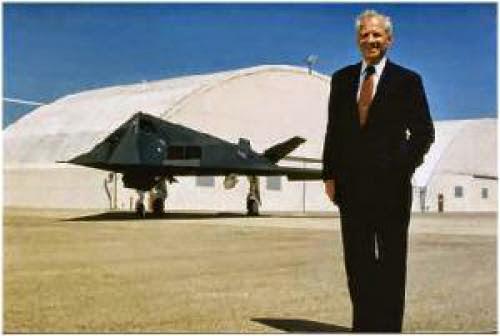 Skunk Works Ceo Deathbed Confession Admits Ufo Visitors Are Real