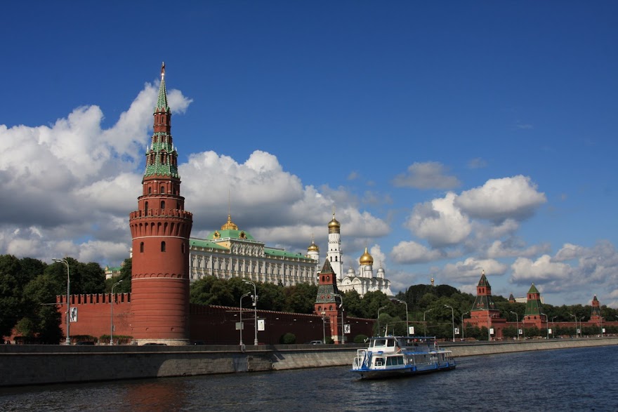 Roteiro para 1 dia a VISITAR MOSCOVO pelo Museu de Cosmonauta, teatro Bolshoy e beira-rio | Rússia