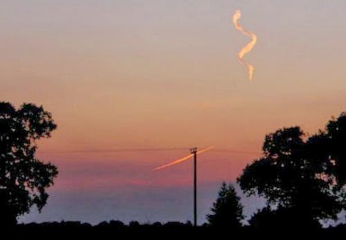Sky Snakes Extraterrestrial Anomaly Or Mere Fiction