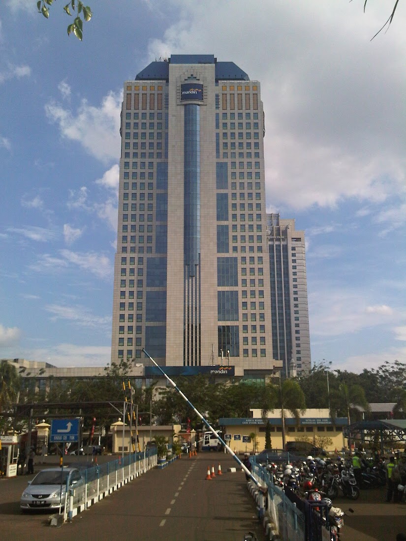Plaza Mandiri Kantor Pusat Bank Mandiri Indonesia
