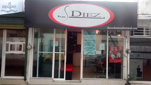 Diez Hair Salon & Spa, Av. Costera Miguel Alemán 125, Plaza Costera 125, Magallanes, 39670 Acapulco, Gro., México, Salón de belleza | GRO