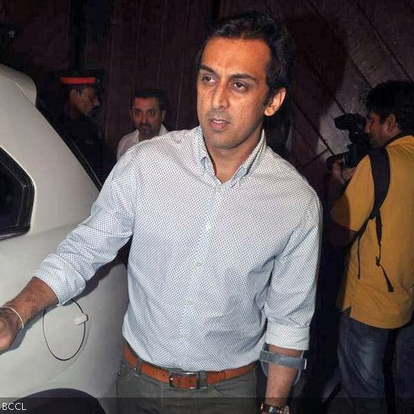 Rohan Gavaskar attends Abhishek Bachchan's birthday party, held at Jalsa in Mumbai on January 5, 2014. (Pic: Viral Bhayani)