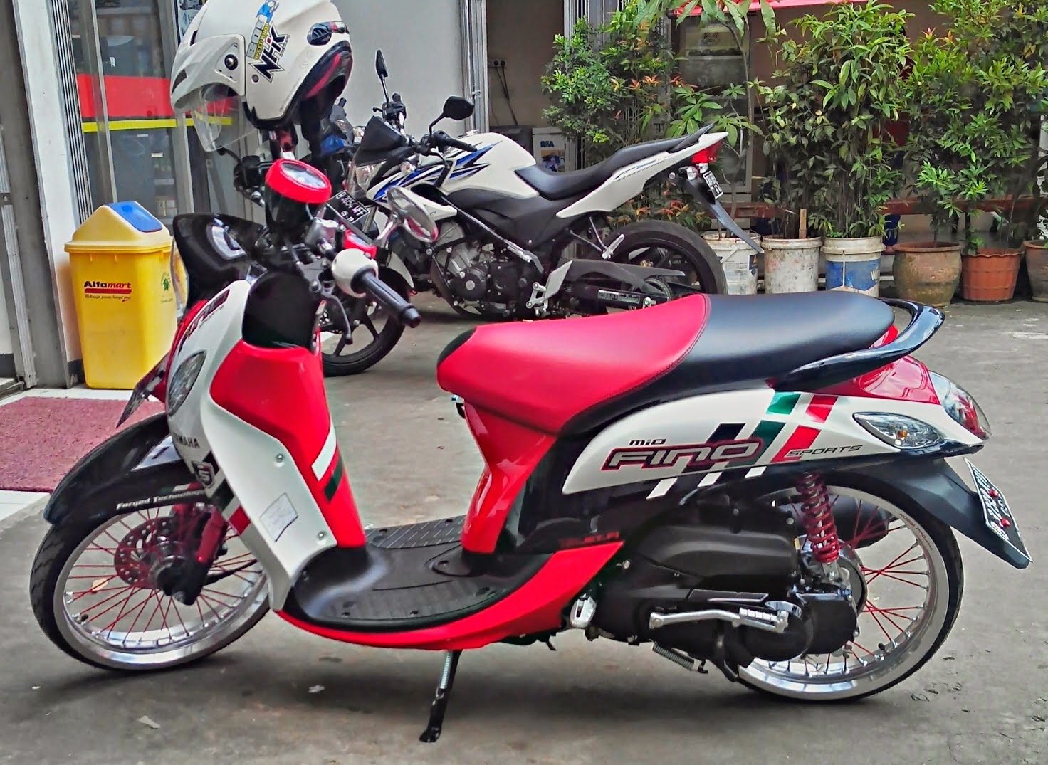 Modifikasi Motor Yamaha Fino Sporty