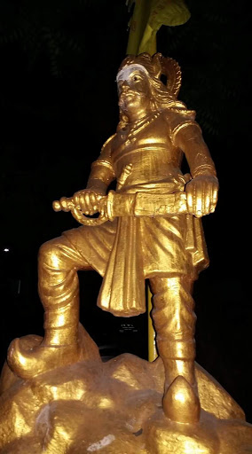 பேரரசர் பெரும்பிடுகு முத்தரையர் திருவுருவ சிலை, 2, Bharathidasan Salai, Melapudur, Cantonment, Tiruchirappalli, Tamil Nadu 620001, India, Historical_Landmark, state TN