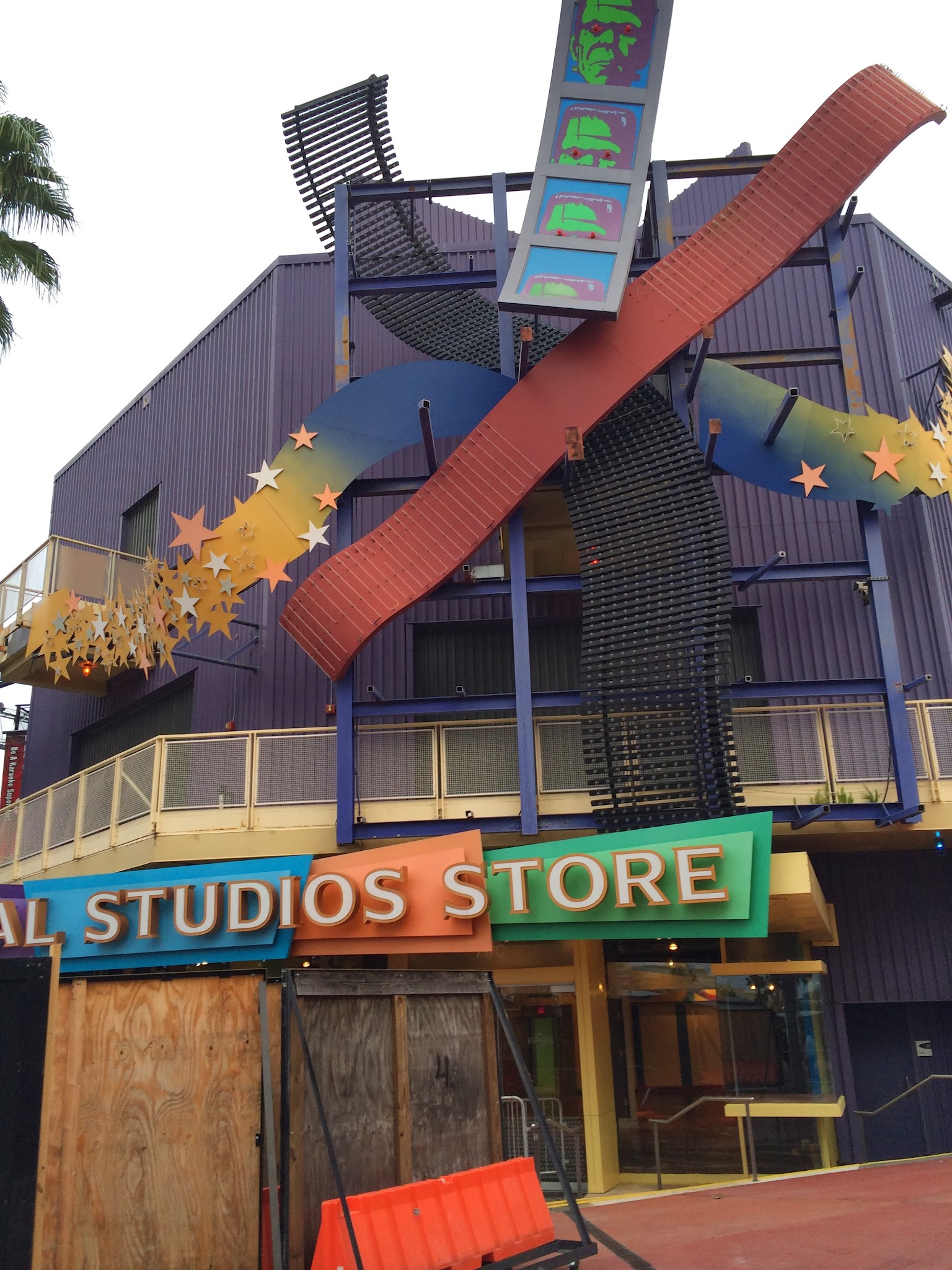 PHOTOS: New Studio Souvenirs Store Opens at Universal CityWalk in Hollywood  - WDW News Today