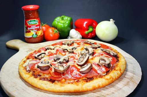 Poper-Yes Pizza, Av. Vicente Guerrero 2403, Guerrero, 88240 Nuevo Laredo, Tamps., México, Pizza a domicilio | TAMPS