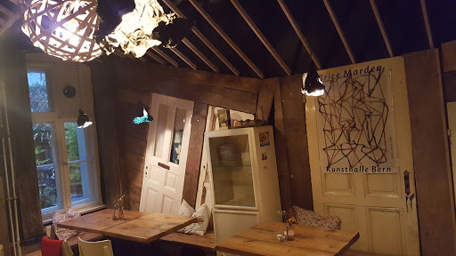 Cafe Hubert