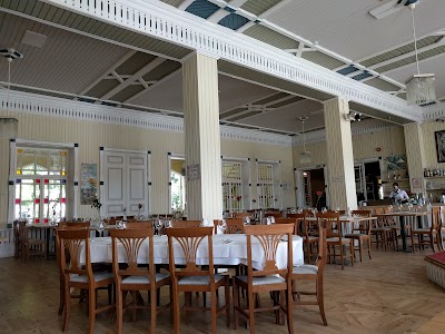 Photos of Kuressaare Kuursaal