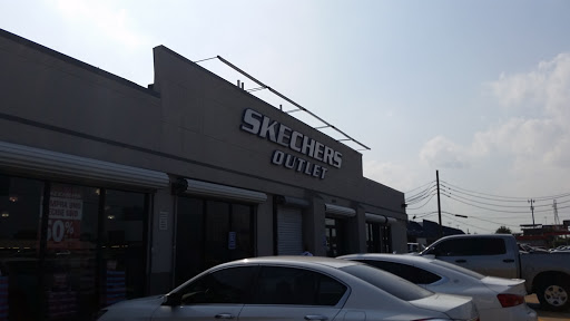 Shoe Store «SKECHERS Factory Outlet», reviews and photos, 8460 Gulf Fwy, Houston, TX 77017, USA