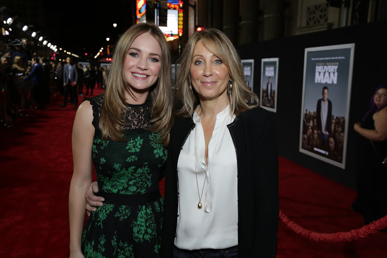 Britt Robertson and Stacie Snyder Walk the Delivery Man Red Carpet #DeliveryManEvent