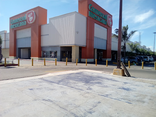 Centro Comercial Plaza Otay, Bulevar Lázaro Cárdenas, Sin Asignación En Nombre de Asentamiento, Tijuana, B.C., México, Centro comercial outlet | BC