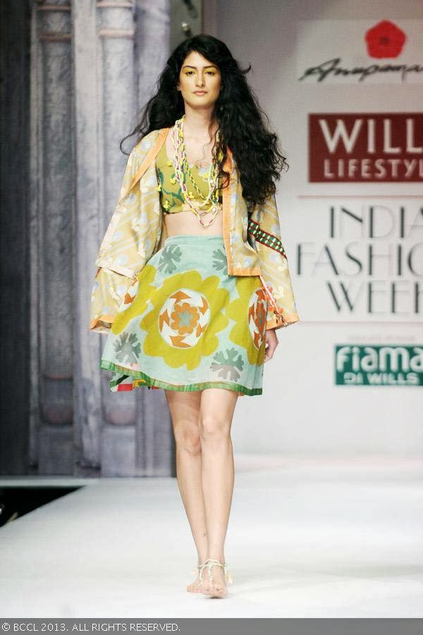 Shreiyah Sabharwal showcases a creation by fashion designer Anupama Dayal on Day 1 of Wills Lifestyle India Fashion Week (WIFW) Spring/Summer 2014, held in Delhi.