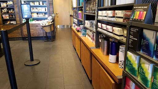 Coffee Shop «Starbucks», reviews and photos, 221A Daniel Webster Hwy, Nashua, NH 03060, USA