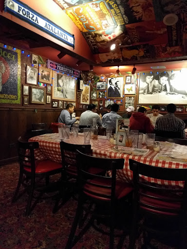 Italian Restaurant «Buca di Beppo», reviews and photos, 90 Yorktown Mall Dr, Lombard, IL 60148, USA