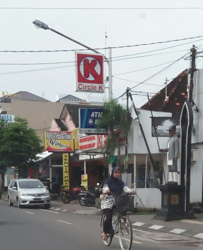 photo of ATM BCA Circle K Prawirotaman