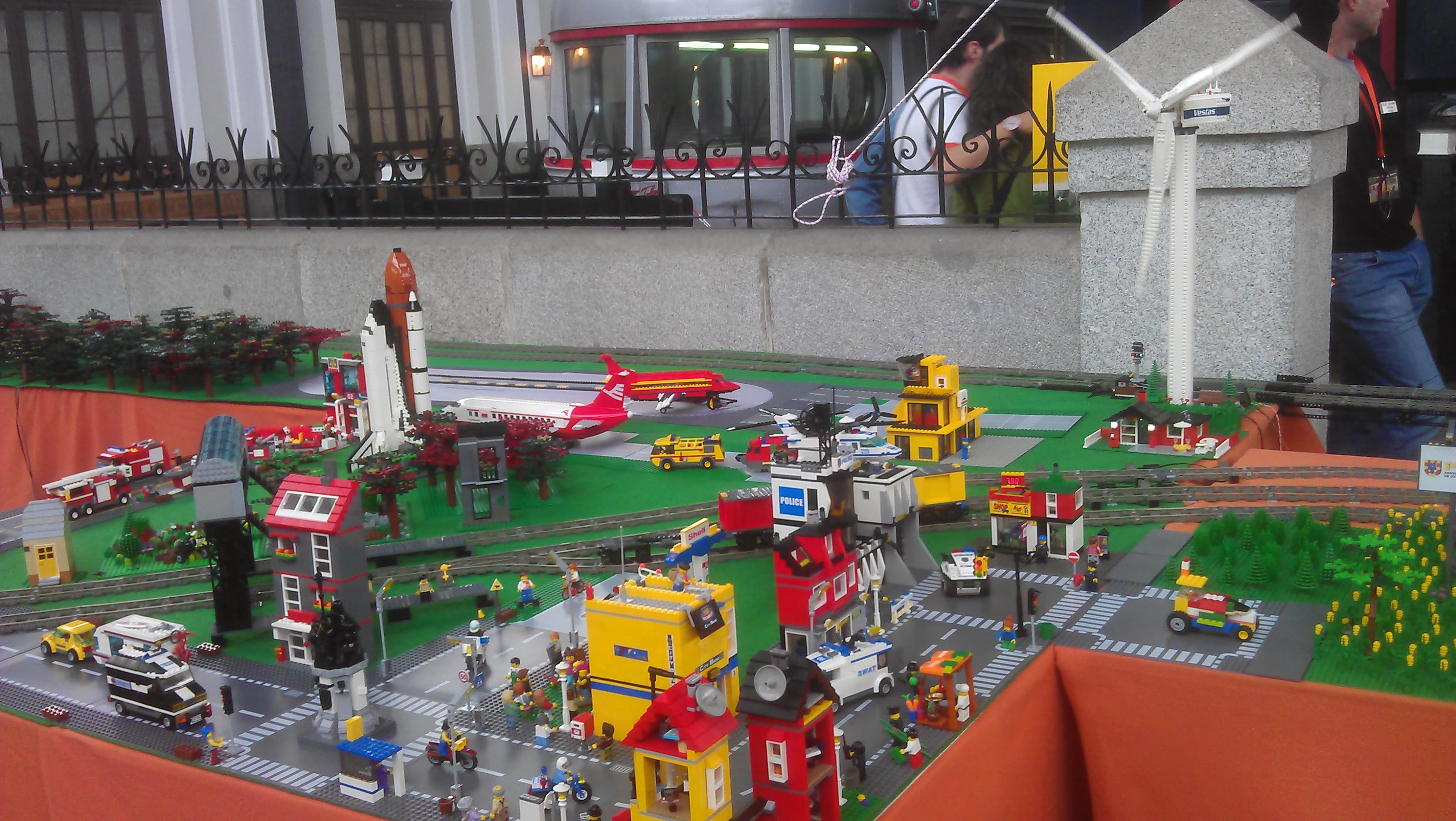 TRENBrick  I encuentro ferroviario de aficionados de LEGO IMAG0462