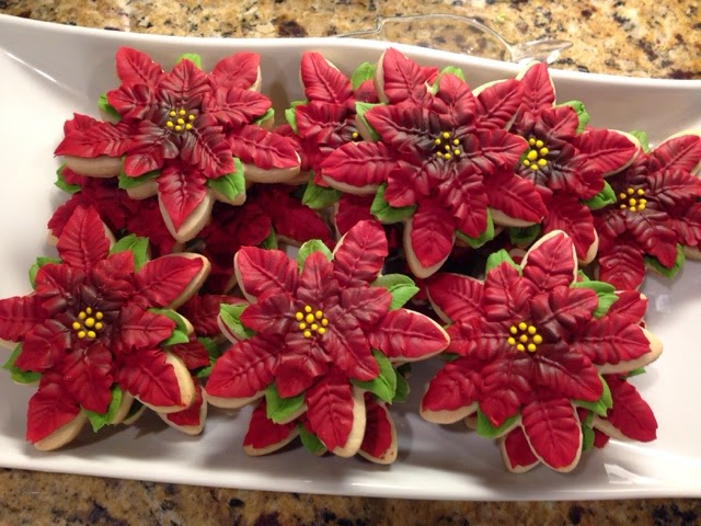 Sweets from Paris: Poinsettia Cookies