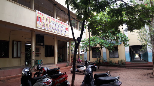 SKVT English Medium School, TTD Rd, Gandhipuram-1, Devarapalli, Rajahmundry, Andhra Pradesh 533101, India, Secondary_School, state AP