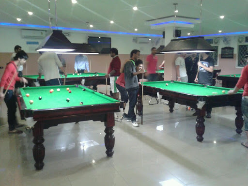 Crescent Jamz Snooker, #2, 1st floor, C.M.R. Road, H.R.B.R Layout, Opp Jal Vayu Vihar, Kalyan Nagar, Kamanahalli, Bengaluru, Karnataka 560043, India, Snooker_and_Pool_Club, state KA