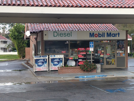 Gas Station «Mobil», reviews and photos, 445 Ventu Park Rd, Newbury Park, CA 91320, USA