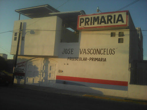 José Vasconcelos, Calle Eclipse 116, La Libertad, 78438 Soledad de Graciano Sánchez, S.L.P., México, Escuela privada | SLP