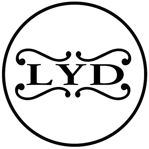 Leah Yard Designs logo