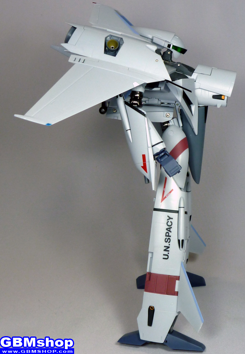 Macross VF-X VF-4G Lightning III Battroid Mode