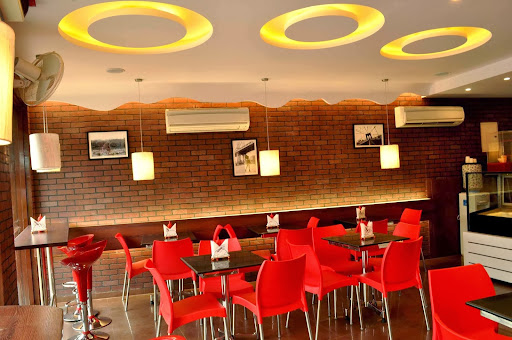 Chocomans Velachery, 10, 100 Feet Road , Tharamani link Road, Opp Agarwals Eye Hospital,, Velachery, Chennai, Tamil Nadu 600042, India, Pastry_Shop, state TN