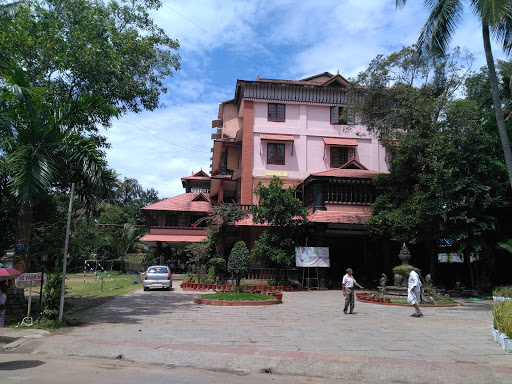 Amrita School of Arts and Sciences, Brahmasthanam North PO, Surabhi Road, Edappally, Kochi, Kerala 682024, India, Art_School, state KL
