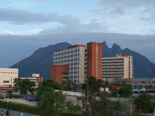 IMSS GINE, Av. Félix U. Gómez, Centro, 64000 Monterrey, N.L., México, Hospital | NL