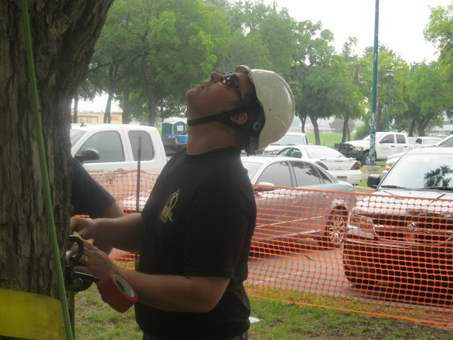 Click to view images from the 2011 Texas Tree Climbing Championship