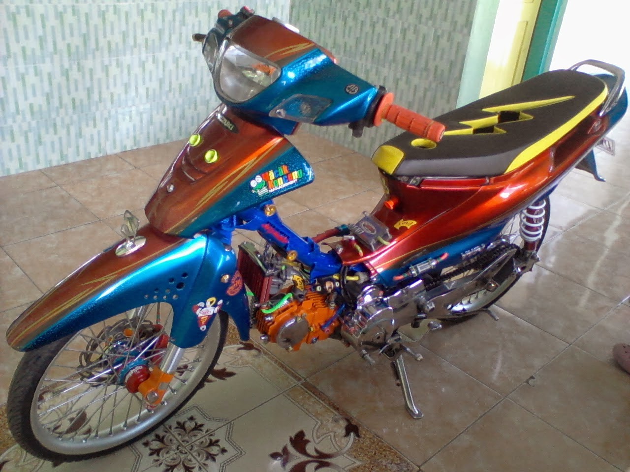 Foto Modifikasi  Motor Suzuki Shogun R Modifikasi  Motor 