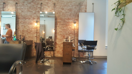 Hair Salon «Parlour», reviews and photos, 2600 Woodburn Ave, Cincinnati, OH 45206, USA