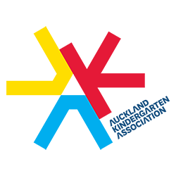 Omana Kindergarten logo