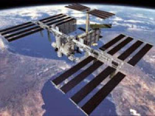 Did A Ufo Fleet Buzz The Iss On 6 December 2011 On Nasa Live Cam