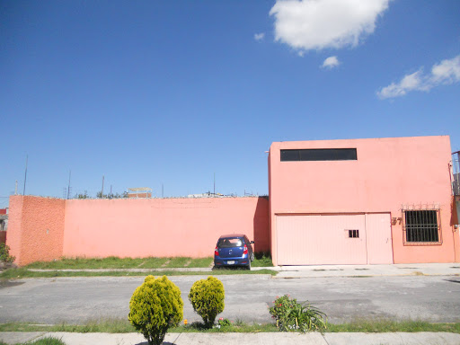 Colegio Palafoxiano, Calle 6 D, No. 37, Bosques Amalucan, 72310 Puebla, Pue., México, Escuela privada | PUE