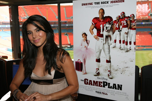 Displaying 10> Images For - Roselyn Sanchez Game Plan ...